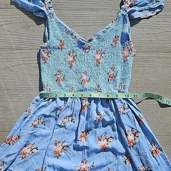 RUE 21 COLD SHOULDER FLORAL MIDI DRESS - Picture 2 of 8